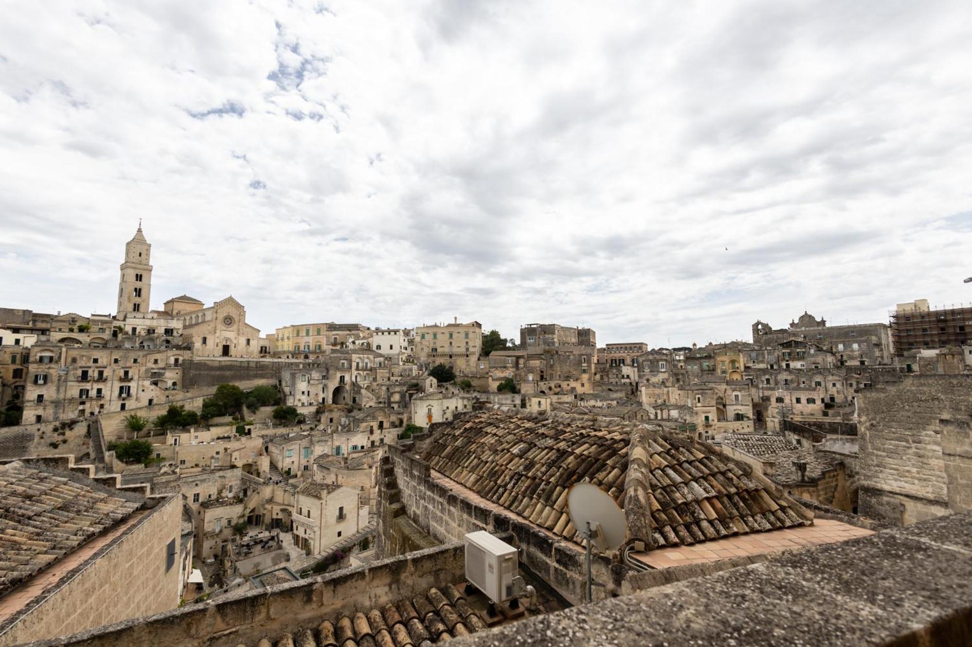 Antica Dimora Storica La Finestra Sul Campanile Matera Exterior foto
