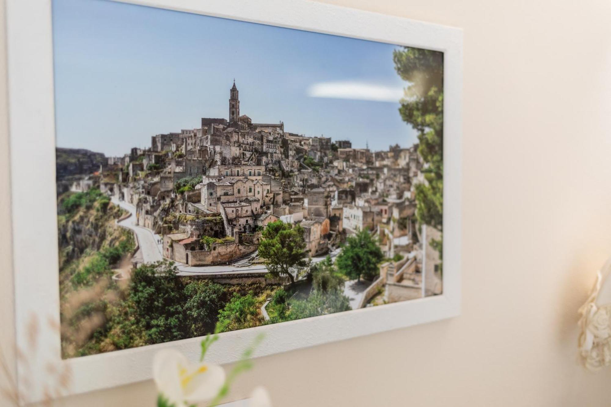 Antica Dimora Storica La Finestra Sul Campanile Matera Exterior foto