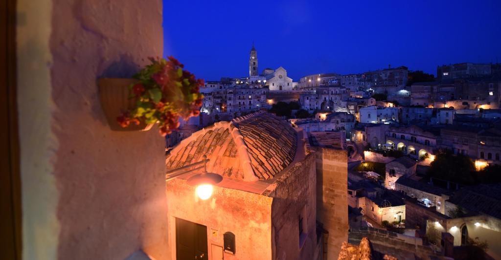 Antica Dimora Storica La Finestra Sul Campanile Matera Exterior foto