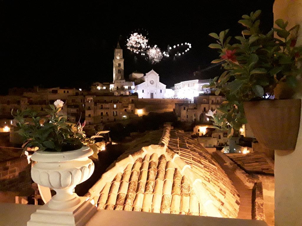 Antica Dimora Storica La Finestra Sul Campanile Matera Exterior foto