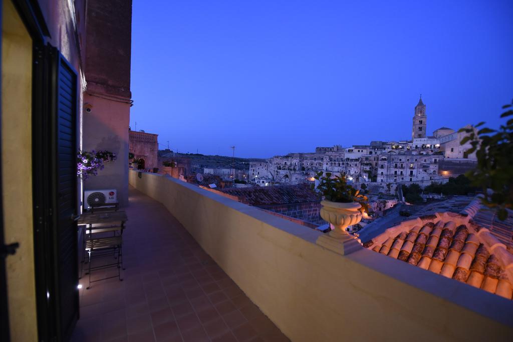 Antica Dimora Storica La Finestra Sul Campanile Matera Exterior foto
